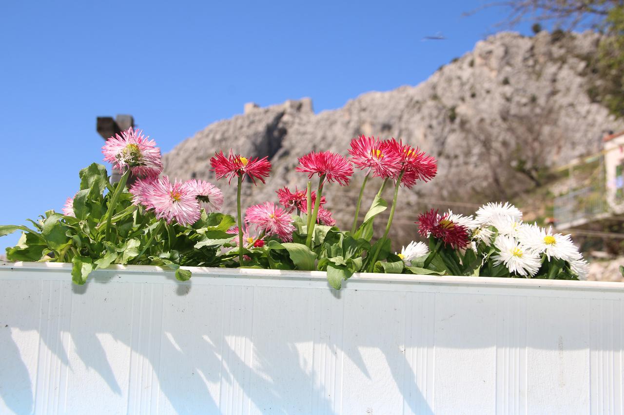 Apartments Milina Omiš Екстериор снимка