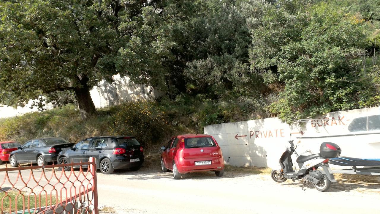 Apartments Milina Omiš Екстериор снимка